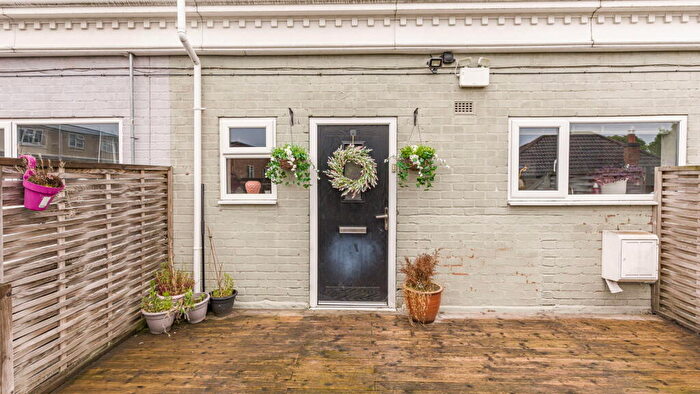 3 Bedroom Duplex For Sale In Shakespeare Drive, Shirley, B90