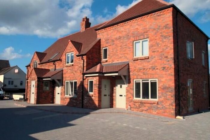 1 Bedroom Flat To Rent In Swanpool Walk, Worcester, WR2