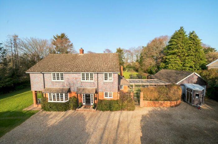 4 Bedroom Detached House For Sale In Beaulieu Road, Ipley, Southampton, Hampshire, SO40
