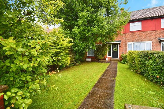 3 Bedroom Terraced House For Sale In Princes Avenue, Hedon, HU12