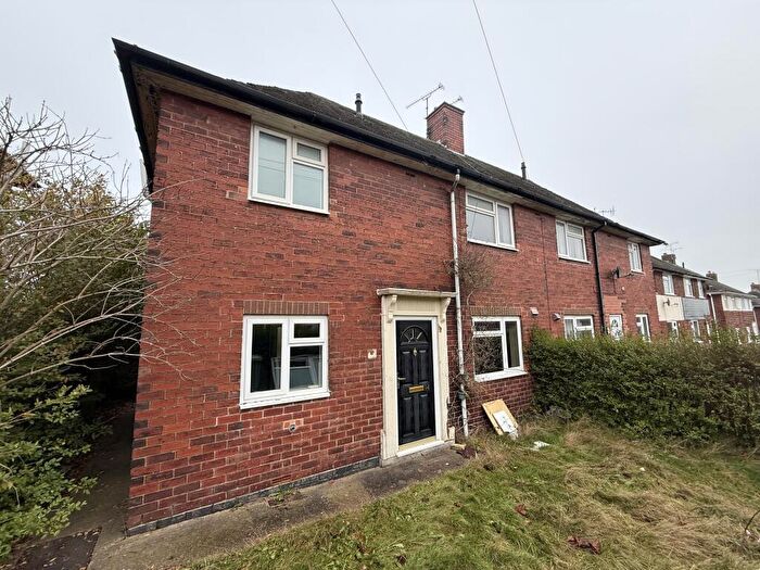 3 Bedroom Semi Detached House For Sale In Robertsons Avenue, Duckmanton, Chesterfield, Derbyshire, S44