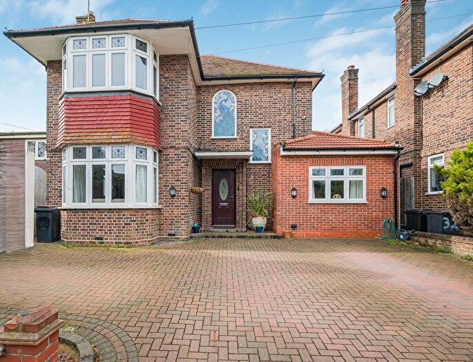 4 Bedroom Detached House For Sale In Tower Road, Orpington, BR6