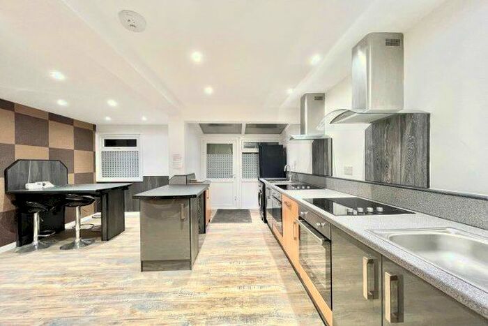 5 Bedroom Property To Rent In Ludlow Road, Portsmouth PO6