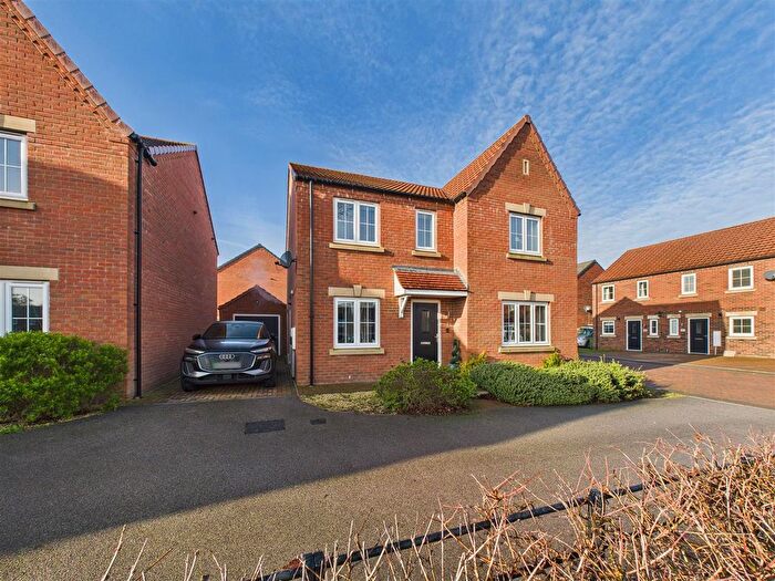 4 Bedroom Detached House For Sale In Ketil Place, Anlaby, Hull, HU10