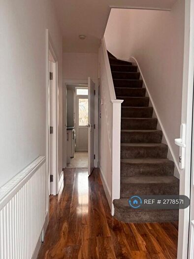 3 Bedroom Terraced House To Rent In Mortlake Road, Ilford, IG1