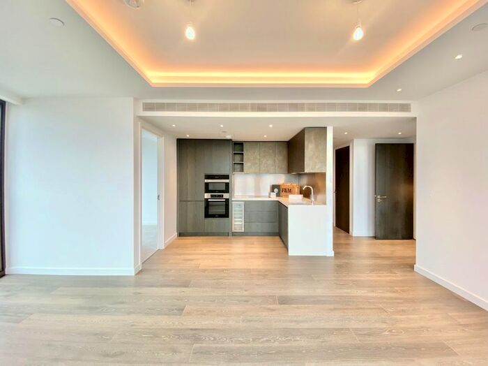 3 Bedroom Flat To Rent In One Thames City, London, SW8