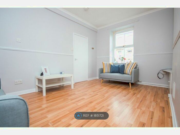 1 Bedroom Terraced House To Rent In Newchurch Road, Bacup, OL13