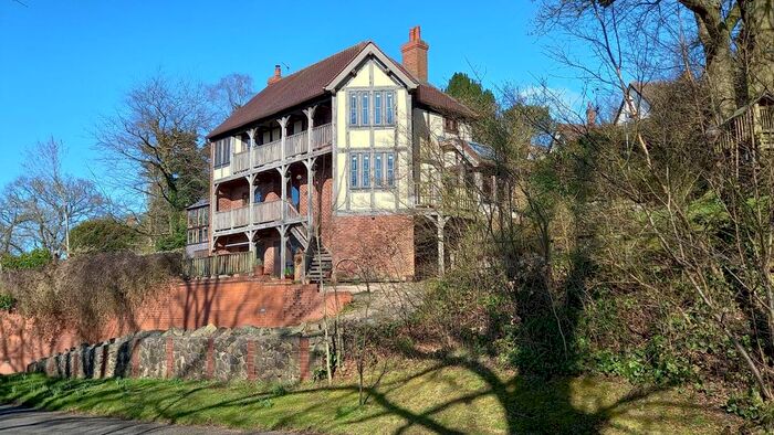 4 Bedroom Detached House For Sale In Harcourt Road, Malvern, WR14