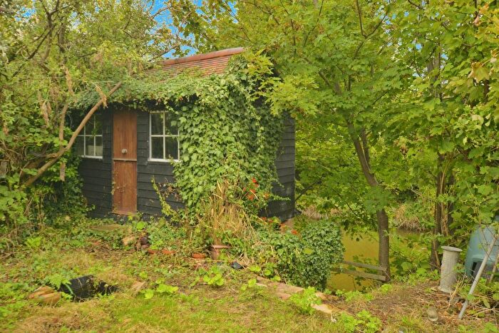 2 Bedroom Bungalow For Sale In Briars Road, St. Marys Bay, Romney Marsh, Kent, TN29