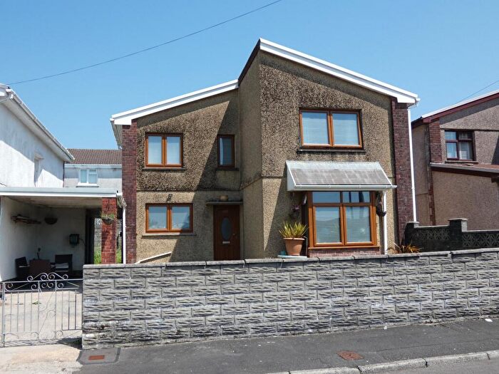 3 Bedroom Detached House For Sale In March Hywel, Cilfrew, Neath ., SA10