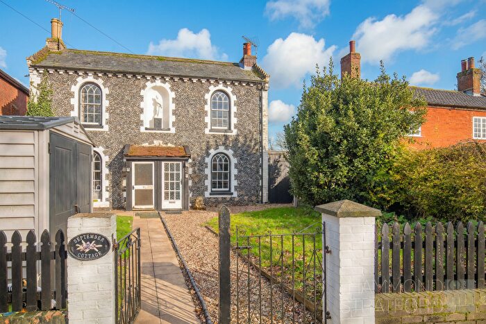 2 Bedroom Cottage For Sale In Hingham, Norwich, NR9