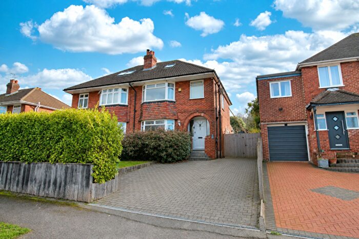 3 Bedroom Semi-Detached House For Sale In Glenfield Avenue, Southampton, SO18