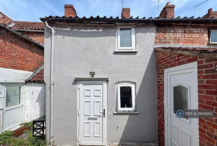 2 Bedroom Terraced House To Rent In Albion Street, Newark, NG24