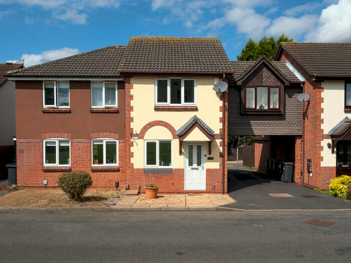 2 Bedroom Town House To Rent In Elsdon Close, Whitwick, LE67