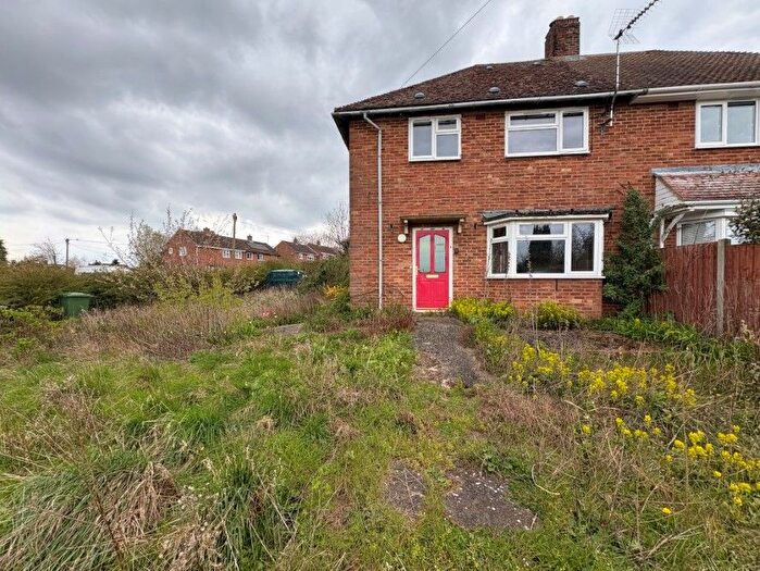 3 Bedroom Semi Detached House For Sale In St. Lawrence Close, Harpley, King's Lynn, Norfolk, PE31