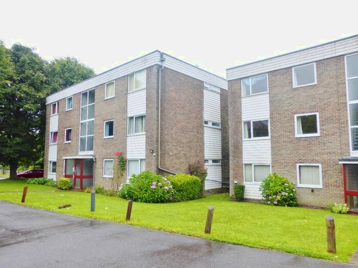 2 Bedroom Flat To Rent In Glen Eyre Road, Bassett, Southampton, SO16