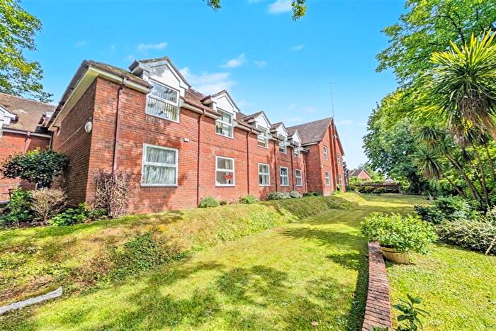 1 Bedroom Flat For Sale In Blandford, DT11