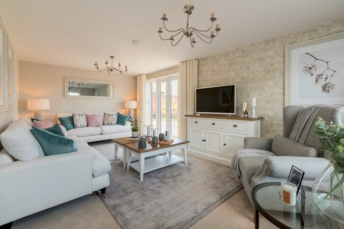4 Bedroom Detached House For Sale In Welford Road, Kingsthorpe, Northampton, NN2