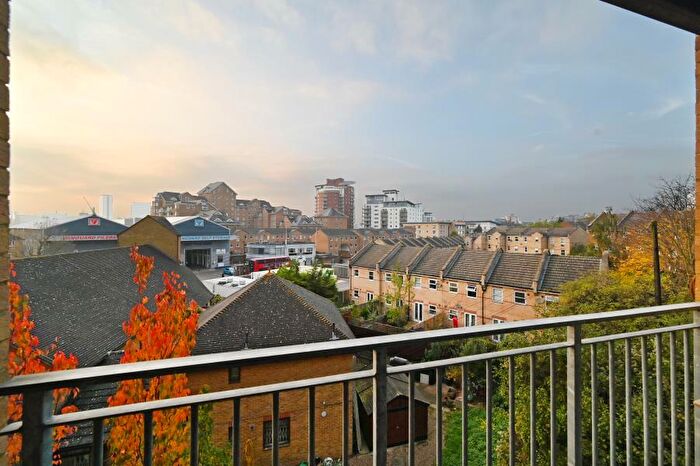 1 Bedroom Apartment To Rent In Sherwood Gardens London, E14