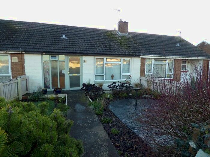 1 Bedroom Bungalow To Rent In Greenways, Porthcawl, Bridgend. CF36