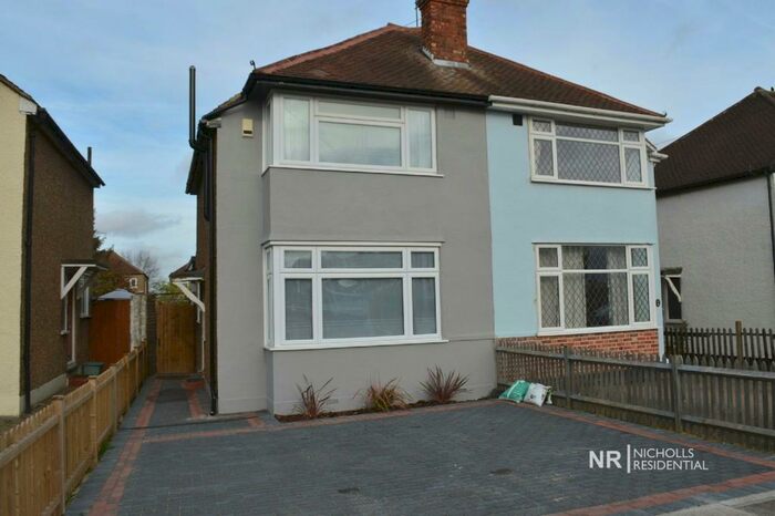 2 Bedroom Semi-Detached House To Rent In Ashcroft Road, Chessington, Surrey, KT9