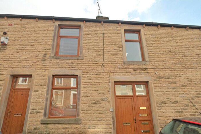 1 Bedroom Apartment To Rent In Albion Street, Earby, Barnoldswick, Lancashire, BB18