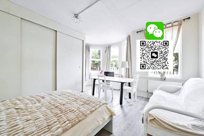 2 Bedroom Flat To Rent In Talgarth Road, Baron's Court, W14