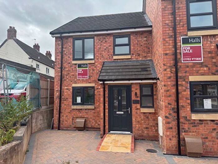 3 Bedroom Terraced House To Rent In Woodland View, Ironbridge Road, Telford, TF7