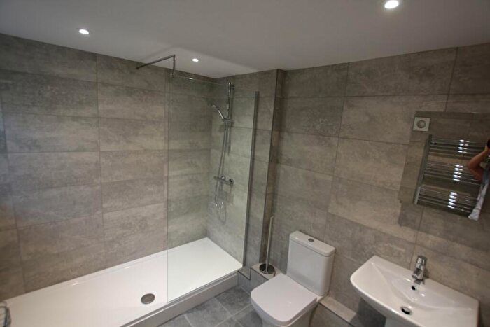 4 Bedroom Terraced House To Rent In Poole Street, Town Centre, NN1