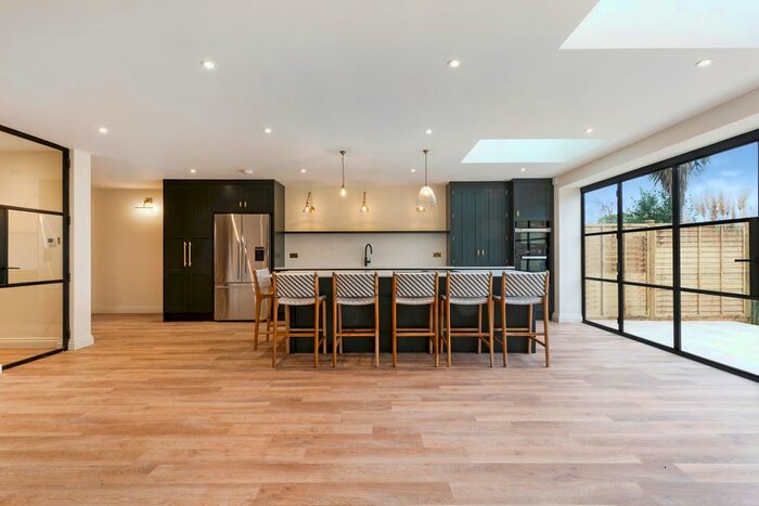 4 Bedroom Property To Rent In Somerset Road, London, SW19