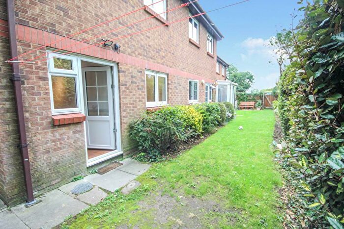 1 Bedroom Flat To Rent In ***Let Agreed***Churchfield Mews, Slough***Let Agreed***, SL2