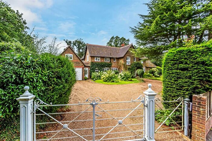 5 Bedroom House For Sale In Ebbisham Lane, Walton On The Hill, KT20