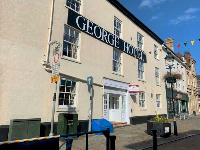 1 Bedroom Flat To Rent In High Street, The George Hotel, LE13