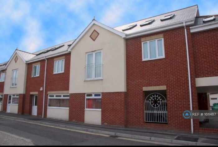 1 Bedroom Flat To Rent In Hanns Mews, Eastleigh, SO50
