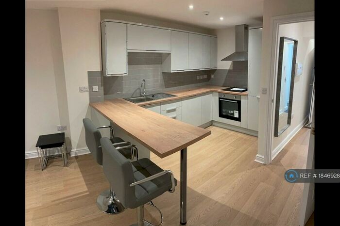 1 Bedroom Flat To Rent In Cornhill, Dorchester, DT1