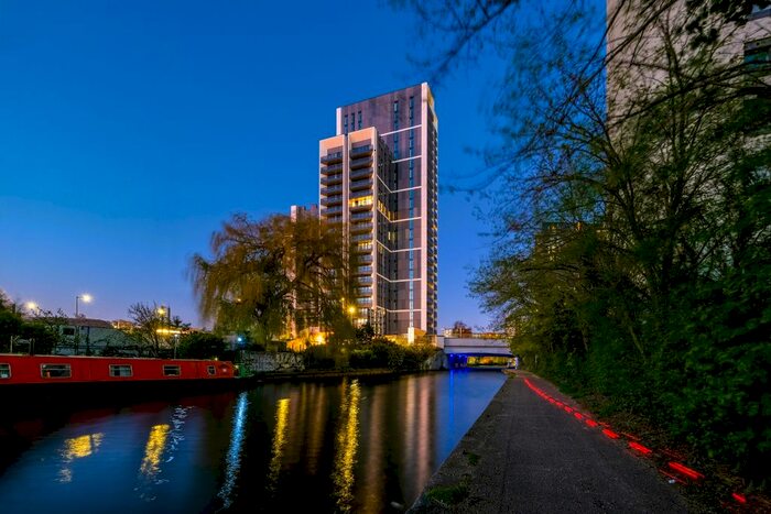 1 Bedroom Flat For Sale In Ealing Road, Alperton, HA0