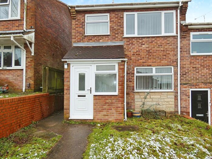 3 Bedroom Semi-Detached House To Rent In Lynnes Close, Blidworth, NG21