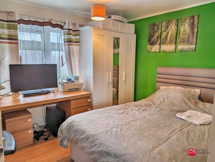 3 Bedroom Terraced House For Sale In Fifth Avenue, Clase, Swansea, SA6