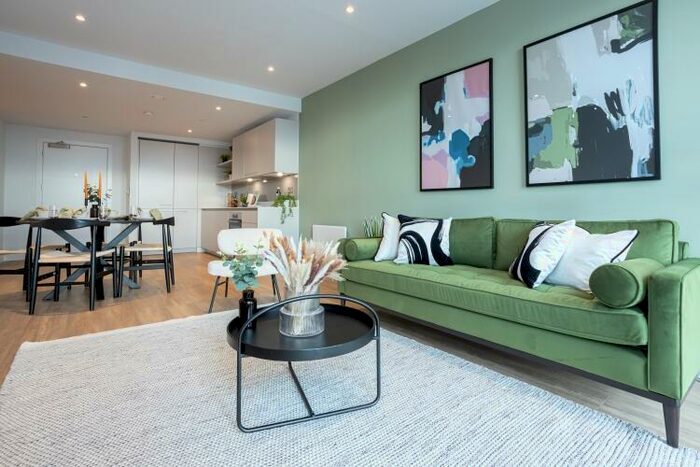 2 Bedroom Apartment For Sale In Manchester New Square, Whitworth Street, Manchester, M1