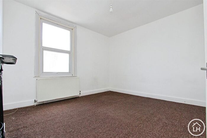 3 Bedroom Terraced House For Sale In Ufton Lane, Sittingbourne, ME10