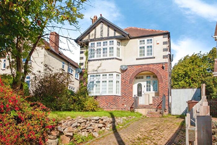 3 Bedroom Detached House For Sale In Knowle Lane, Sheffield, S11