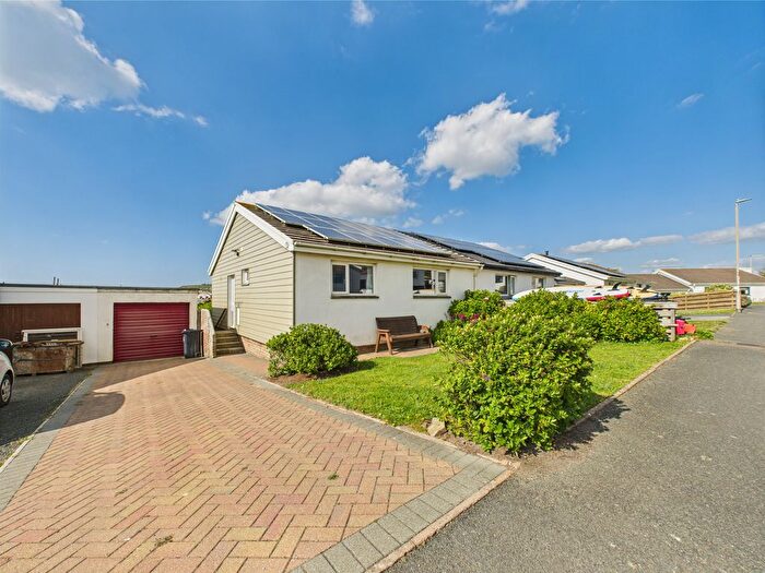 2 Bedroom Semi-detached Bungalow For Sale In Atlantic Close, Widemouth Bay, EX23