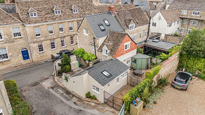 3 Bedroom Semi-detached House For Sale In Thomas Street, Cirencester, Gloucestershire, GL7