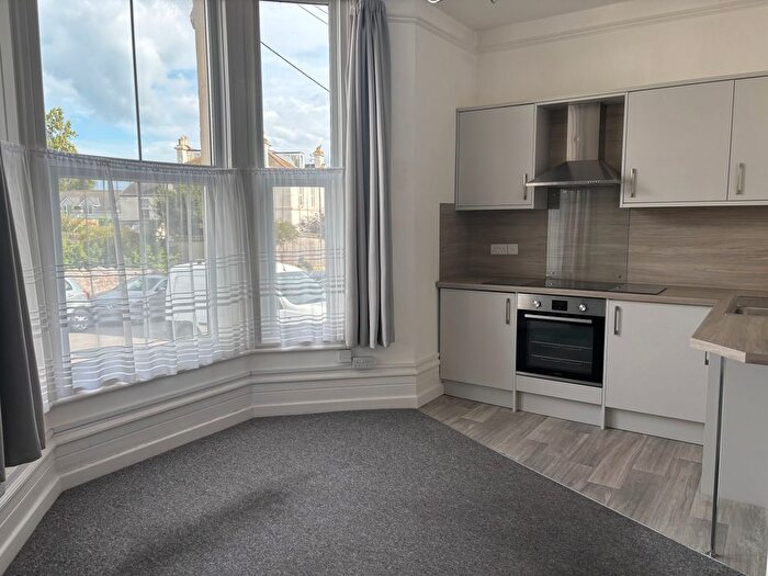 Studio To Rent In Hermosa Road, Teignmouth, TQ14
