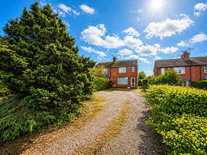 3 Bedroom Semi-Detached House For Sale In New Road, Wrinehill, Staffordshire, CW3