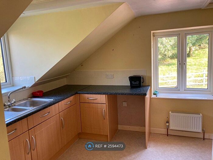 2 Bedroom Flat To Rent In Nempnett Farm, Blagdon. Bristol, BS40