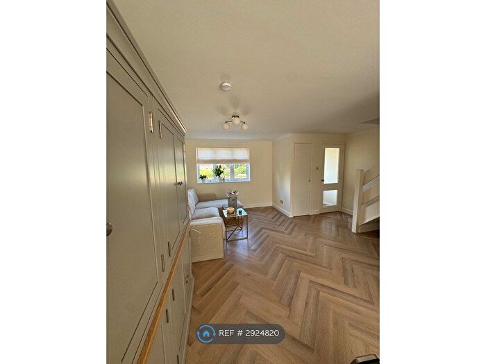 3 Bedroom Semi-Detached House To Rent In Denning Close, Hampton, TW12