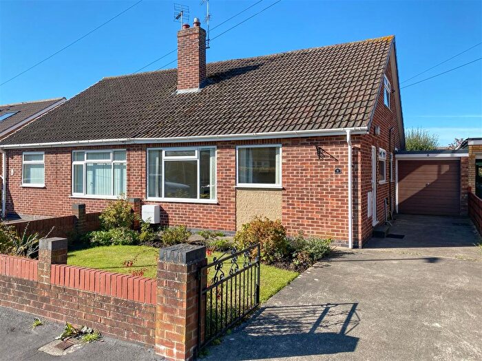 3 Bedroom Semi-detached Bungalow For Sale In Abelton Grove, Haxby, York, YO32