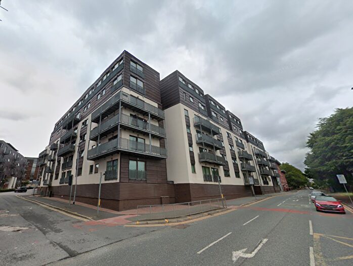 2 Bedroom Flat To Rent In Isaac Way, Manchester, M4
