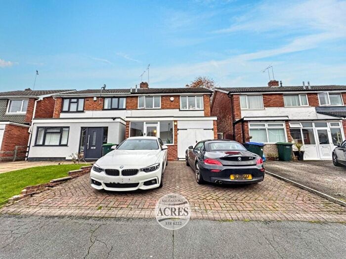 3 Bedroom Semi Detached House For Sale In Jill Avenue, Great Barr, Birmingham, B43